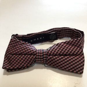 J. Kahaki Bow Tie Red Plaid Gray Black Little Boys Hook Closure Preppy Holiday